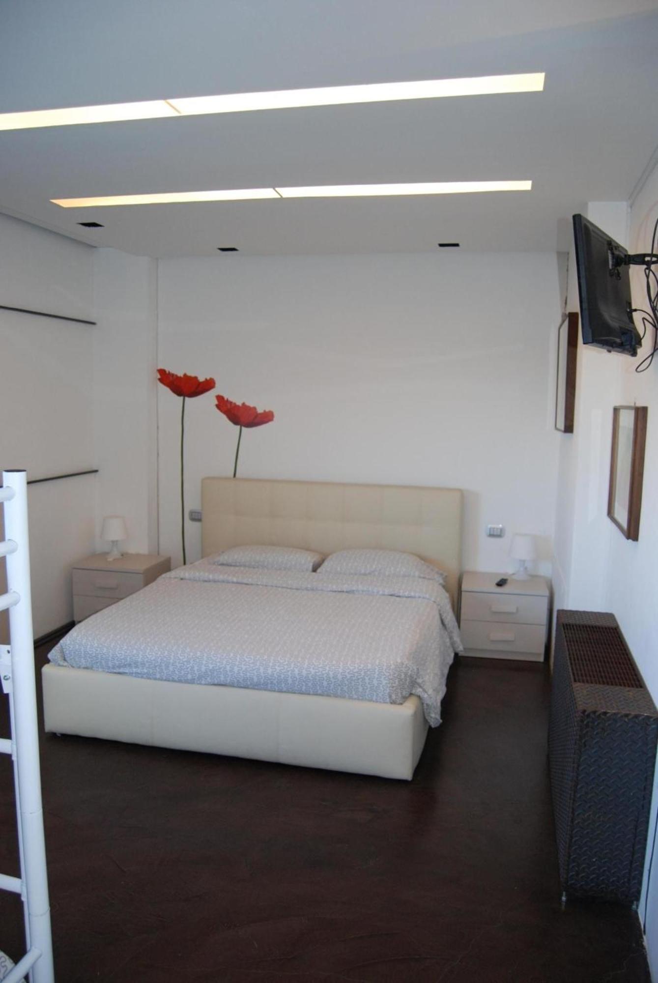 Studioappartement Rose 2 In Ντεζεντσάνο ντελ Γκάρντα Εξωτερικό φωτογραφία